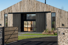 school-farm-gate